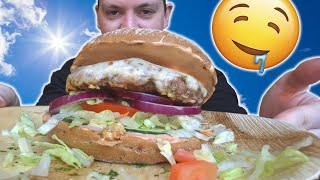 Cheeseburger selber machen mega lecker vom Weber Grill [upl. by Lavelle532]