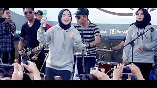 Lagunya Asyik Banget Nissa Sabyan Gambus Sampai GoyangGoyang ★ Ya Jamalu [upl. by Hcib]