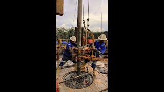 Driller vs Floorman rig ad drilling oil tripping [upl. by Cornel]