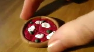 Tutorial 18 • pizza in fimo e cernit  how to make a polymer clay italian pizza [upl. by Cire]