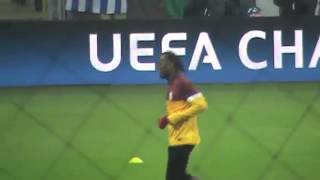 Didier Drogba Yumruk Şov ve Müthiş Tezahürat [upl. by Ginsberg501]