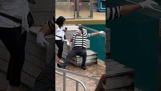 Smooth operator has secret admirer 😂👏 tom mime seaworld antics seaworldmime funny comedy [upl. by Leilani206]