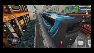 quotExplorando Indonesia en Bus ¡El Mejor Viaje Virtual [upl. by Navnod203]