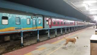 22691 Rajadhani express  ksr bengaluru to hazrat nizamuddin  new delhi  arrived in dharmavaram [upl. by Rockafellow806]