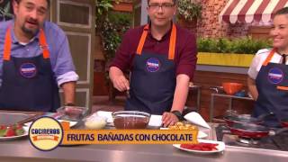 Receta Frutas con Chocolate  Cocineros Mexicanos [upl. by Swiercz]