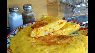 TORTILLA DE PATATAS CON CHORIZO Y QUESO [upl. by Mckee744]