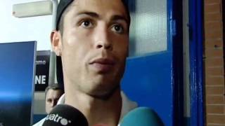 Cristiano Ronaldo indignado quotSoy guapo y rico y me tienen envidiaquot [upl. by Saloma452]