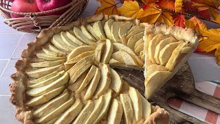 Tarte aux pommes [upl. by Enaid797]