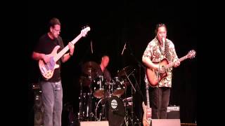 quotKatchi Katchi Music Makawaoquot Willie K With Kris Thomas And Jerry Byers [upl. by Yeldah]