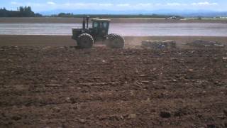 Plowing with a John Deere 4760 [upl. by Aneel]