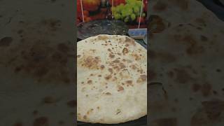 Non stick pan per banaen tandoori roti shorts shortsfeed tandooriroti [upl. by Natrav]