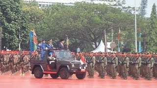 Presiden Jokowi Bertindak sebagai Inspektur Upacara HUT Ke73 TNI [upl. by Farris]