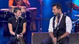 Ricky Martin  Tu Recuerdo Live P Ondas 06 [upl. by Ihcekn803]