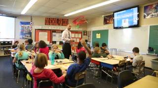 Raw video Orendorf elementary teacher Marcus Billings teaches a math lesson [upl. by Remmos]