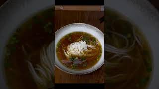 一碗清汤面，却最暖人心food noodles deliciousfood delicious cooking 美食vlog 美食分享 chinesefood [upl. by Socha312]