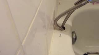 Installer un robinet de salle de bain [upl. by Ecam]