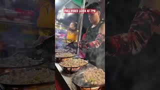 PINIPILAHAN NA SIZZLING SISIG SA CUBAO [upl. by Nahtnamas]