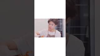 jimin what are you doing 🤣 bts btsshorts kpopshorts kpopfunny btsjimin [upl. by Nance]