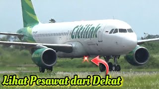 NONTON PESAWAT TERBANG JARAK DEKAT  LANDING amp TAKE OFF DI BANDARA BLIMBINGSARI BANYUWANGI [upl. by Jeff]