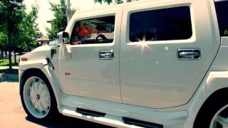 CUSTOM WHITE HUMMER H2 WITH 34 INCH CUSTOM WHITE RIMS X SLIM THUG HOGGLIFE HOW TO BE THE MAN [upl. by Haelam434]