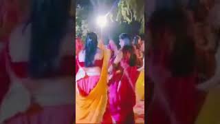 Ramti aave madi ramti aavegujju💯gujarati💃navratrigarbatrendingshortfeedshortsytshorts yt [upl. by Khoury273]