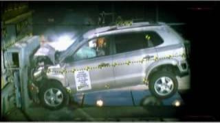 2005 Hyundai Tucson NHTSA Frontal Impact [upl. by Lak]