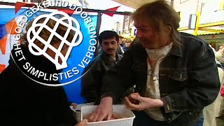 Dirk eet van alle walletjes  Van Kooten en De Bie [upl. by Gelasias]