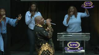 WORSHIP THAT INVITES THE PRESENCE OF GOD  APOSTLE RODNEY CHIPOYERA [upl. by Adner]