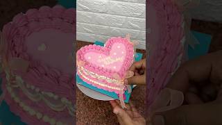 Red velvet decoration heart 💓 shape cake heartcake redvelevet shortvideo shorts [upl. by Ormsby192]