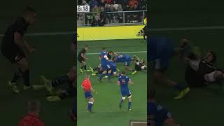 Damian McKenzie SLICES through the French defence like butter 🔥 [upl. by Dre]