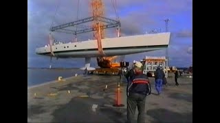 Sjösättning av Baltic Visione 117 fotaren från Baltic Yachts  Larsmo NärTV 2002 [upl. by Lipman]