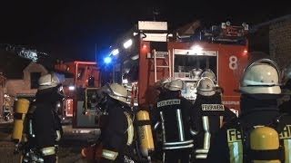 Feuerwehreinsatz in Meerbusch  SCHREINEREI IM VOLLBRAND  GEBÄUDE AUSGEBRANNT [upl. by Eire]