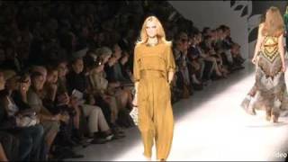 Etro Spring  Summer 2011 collection from Milan Fashion Week [upl. by Dor]