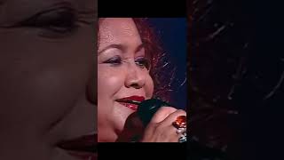 Alcione ao vivo  A loba [upl. by Kalila]