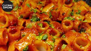 Pasta allArrabbiata  Anche in Scozia 100 italiano [upl. by Tihom]