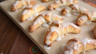 Rogaliki Poolse rugelach  Allrecipesnl [upl. by Hyland893]