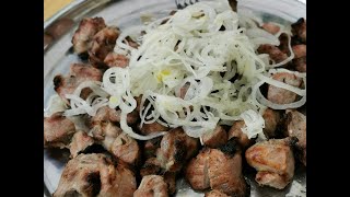 Schaschlik in Zwiebeln und Essig mariniert 😋 lecker Russischer Schaschlik [upl. by Karolyn]