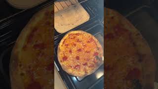 Pizza Sauce pizza pizzalover foodie pizzamaking pizzeria chef yum yummy delicious tasty [upl. by Nnaid194]