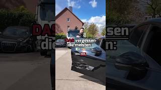 Für ein Aufkleber🤷🏻‍♂️💶 kfzgutachter kfzsachverständiger kfzgutachten mercedes unfallschaden [upl. by Adnilam]