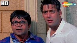 Salman amp Akshay kumars funny argument for Priyanka  Mujhse Shaadi Karogi  Comedy Hindi Movie [upl. by Assillem]