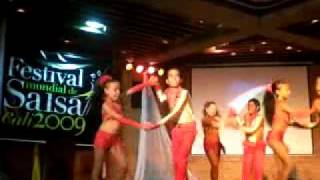 Festival Mundial Salsa 2009 Cali Baile Punta del pie [upl. by Ocicnarf]