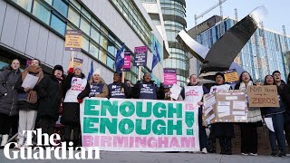 We do this for you nurse on Birmingham picket line explains why sector is on strike [upl. by Lleryd]