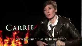 Carrie  Entrevista a Kimberly Peirce  Estreno 5 de Diciembre [upl. by Ihsakat]