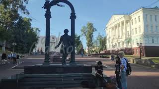 Saransk Russia Monument to AS Pushkin Fountain descent Evening time [upl. by Aicissej]