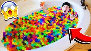 1000 GIANT ORBEEZ VS MY BATHTUB [upl. by Cord]