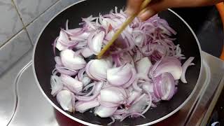 ONION GRAVY IN TAMIL  EASY SIDE DISH  ONION RECIPES  Recipe In Tamil  Manjimas Kitchen [upl. by Ahsinaw]