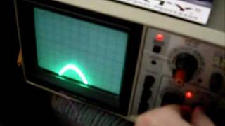 Classic Oscope Showing Clipped Sine Wave 40hz [upl. by Mcclish]