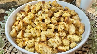 Crispy Garlic amp Herb infused bread Croutons recipe  how to make Croutons without oven ब्रेड क्रुटन [upl. by Losiram]