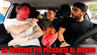 PROVIAMO LA PATATINA PIÙ PICCANTE DEL MONDO MOLTO PERICOLOSO feat AMEDOSEPACIELLO [upl. by Anec514]