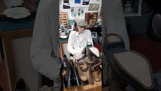 👞 👢 A quotWAXWORKquot COBBLER AT WORK IN WALTHAM MUSEUM OF RURAL LIFE [upl. by Luann]